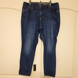 Old Navy Size 16 Curvy Jeans